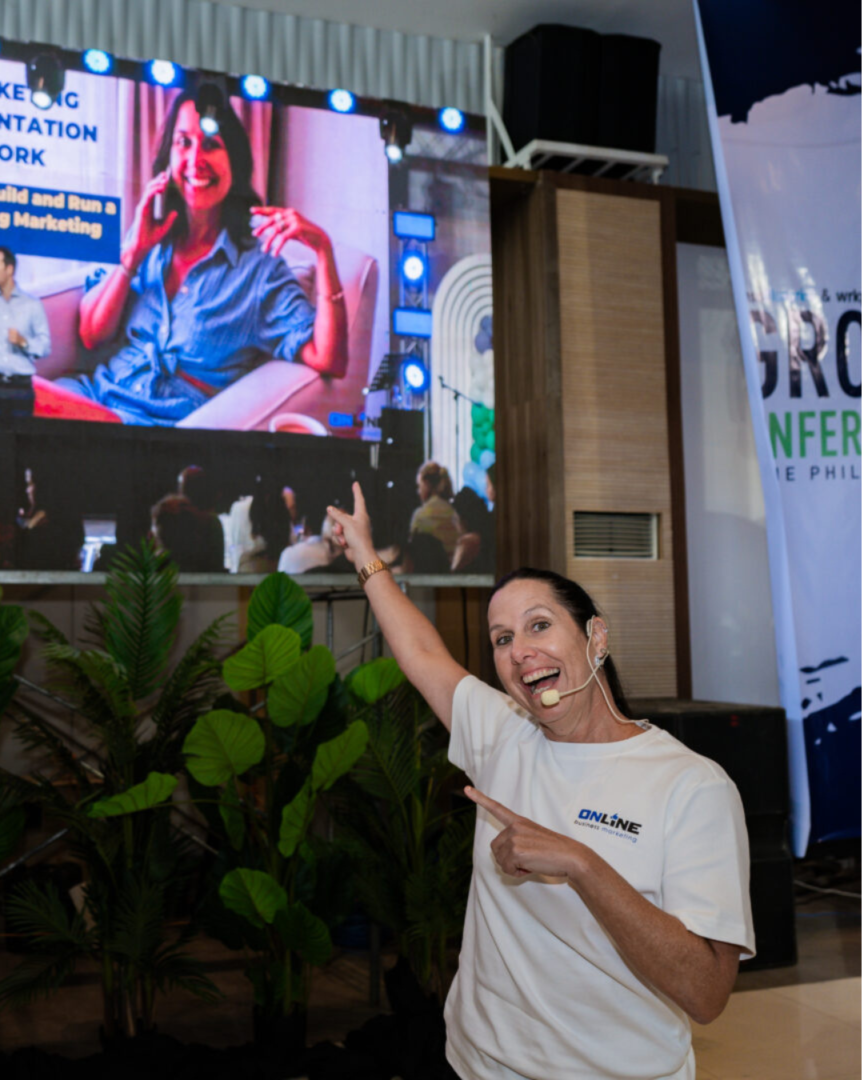 Chantal Gerardy speaking on stage
